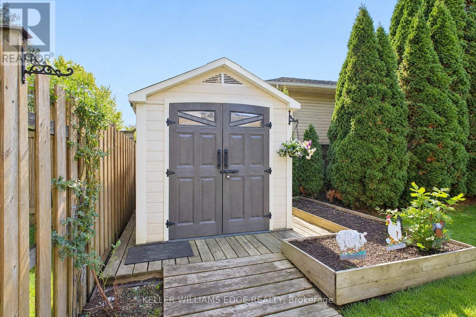93 Wellandvale Drive, Welland, ON photo 47