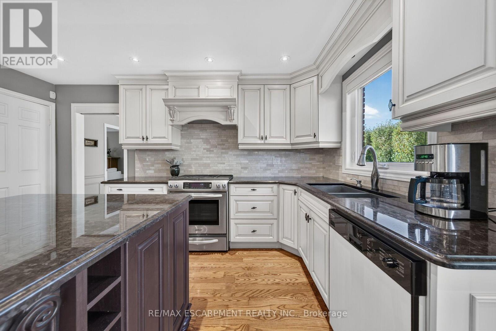 14 Cottonwood Court, Hamilton, ON photo 16