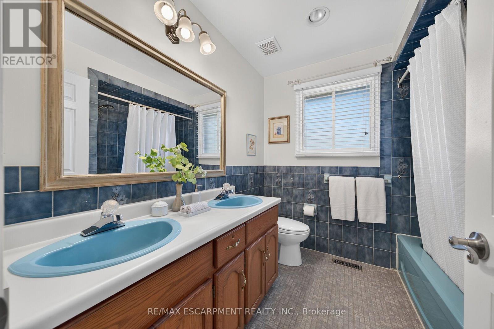 14 Cottonwood Court, Hamilton, ON photo 31