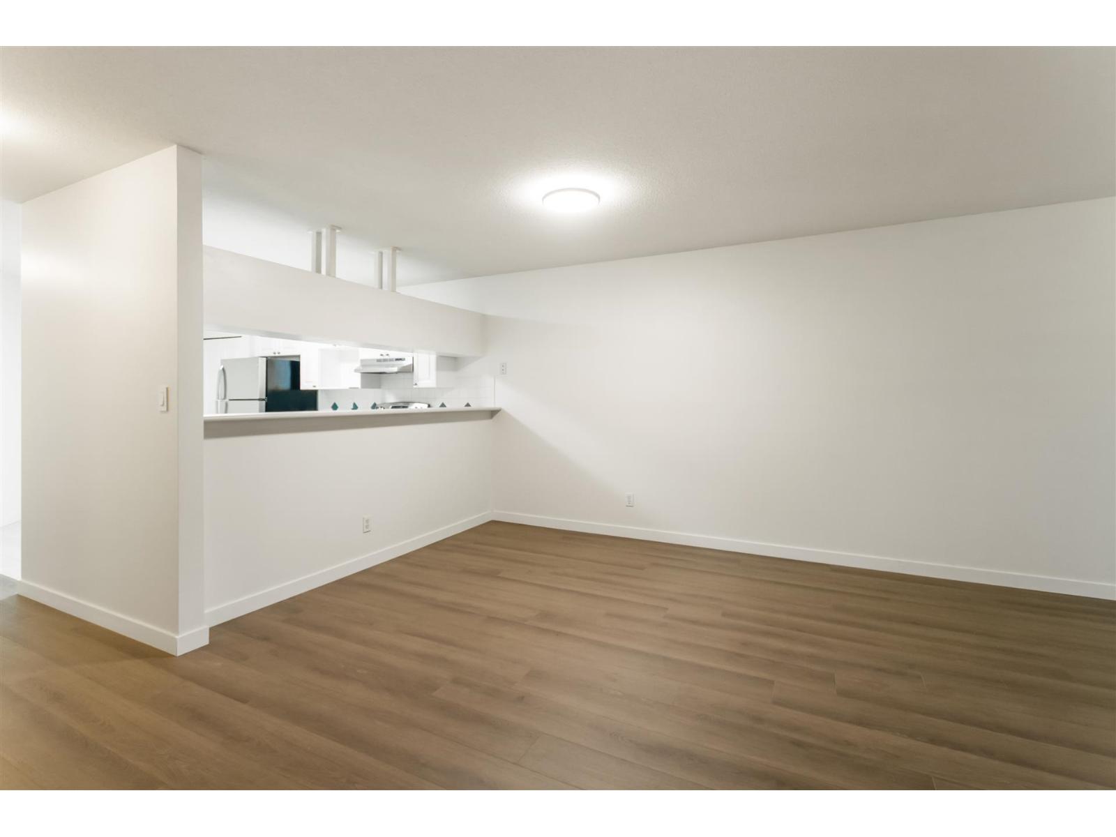 Photo of 8 13660 84 AVENUE 11