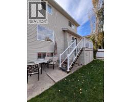18 Sarcee Place W, Lethbridge, AB T1K7J6 Photo 32
