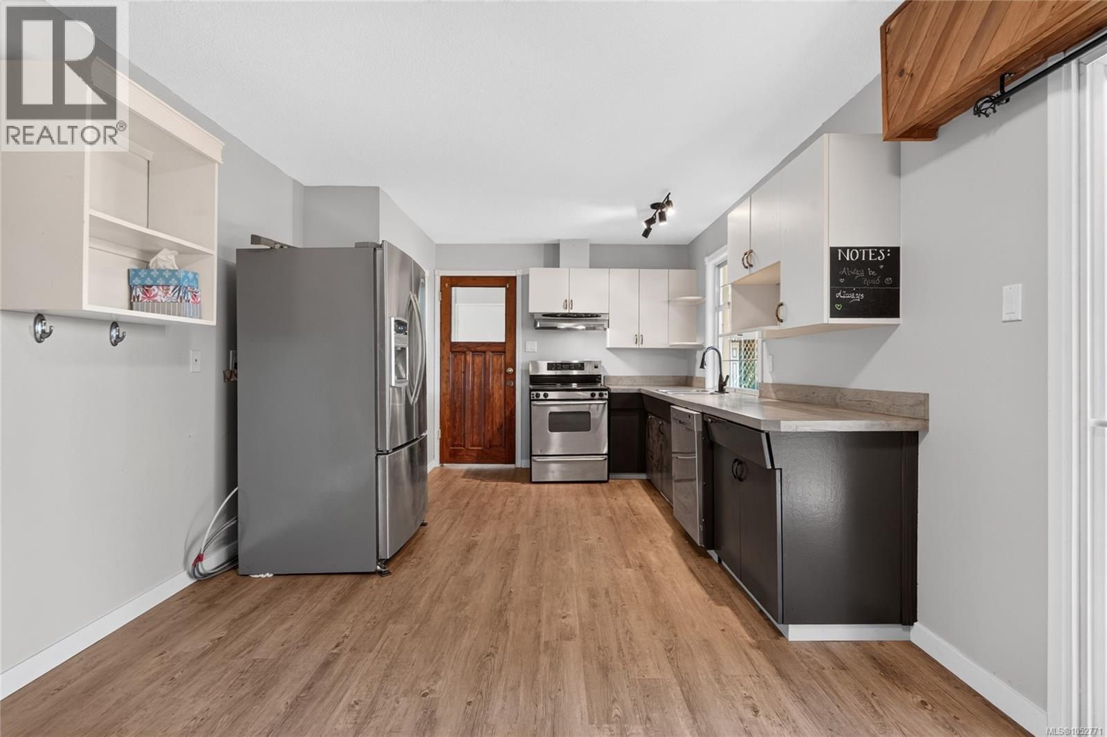 733 Marina Blvd - 25