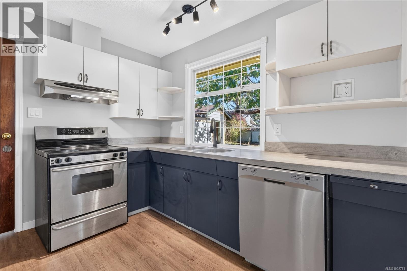 733 Marina Blvd - 28