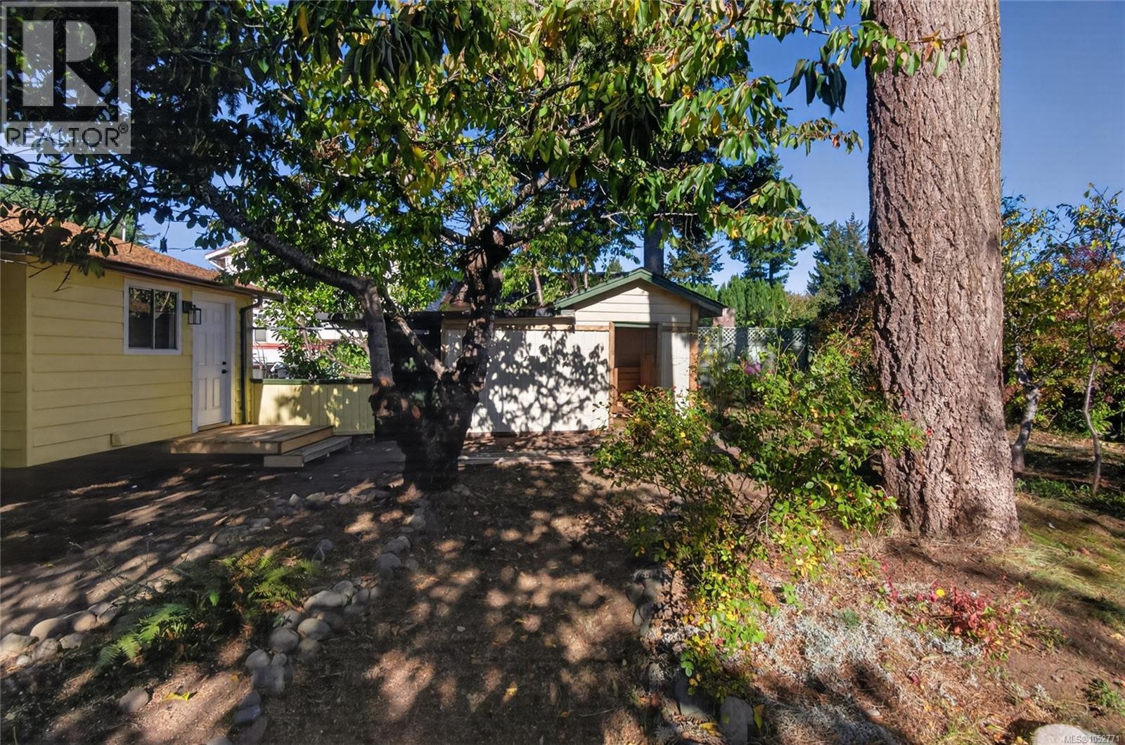733 Marina Blvd - 14