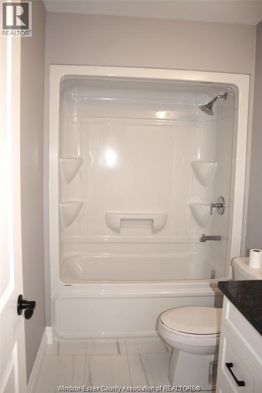 719 FALERIA STREET Unit# UPPER, Lakeshore — photo 9