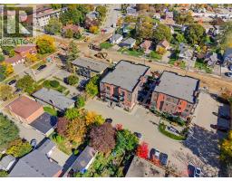361 Lancaster Street W Unit# A13, Kitchener, ON N2H4V4 Photo 22