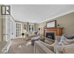 Eat in kitchen - 14 Cottonwood Court, Ancaster, ON L9G3W1 Photo 10