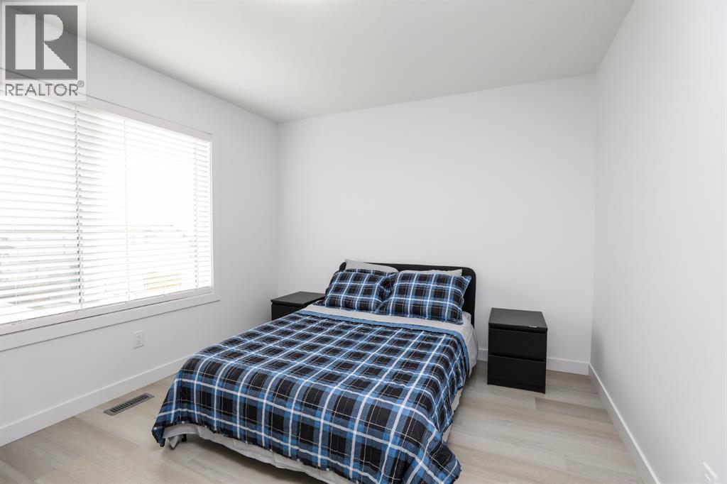 664 Devonia Road W, Lethbridge — photo 20