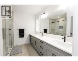 664 Devonia Road W, Lethbridge, AB T1J5W3 Photo 25