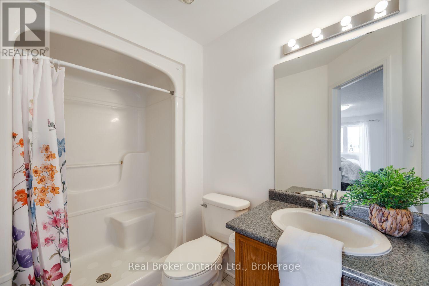 213 Hutton Place, Clarington, ON photo 25