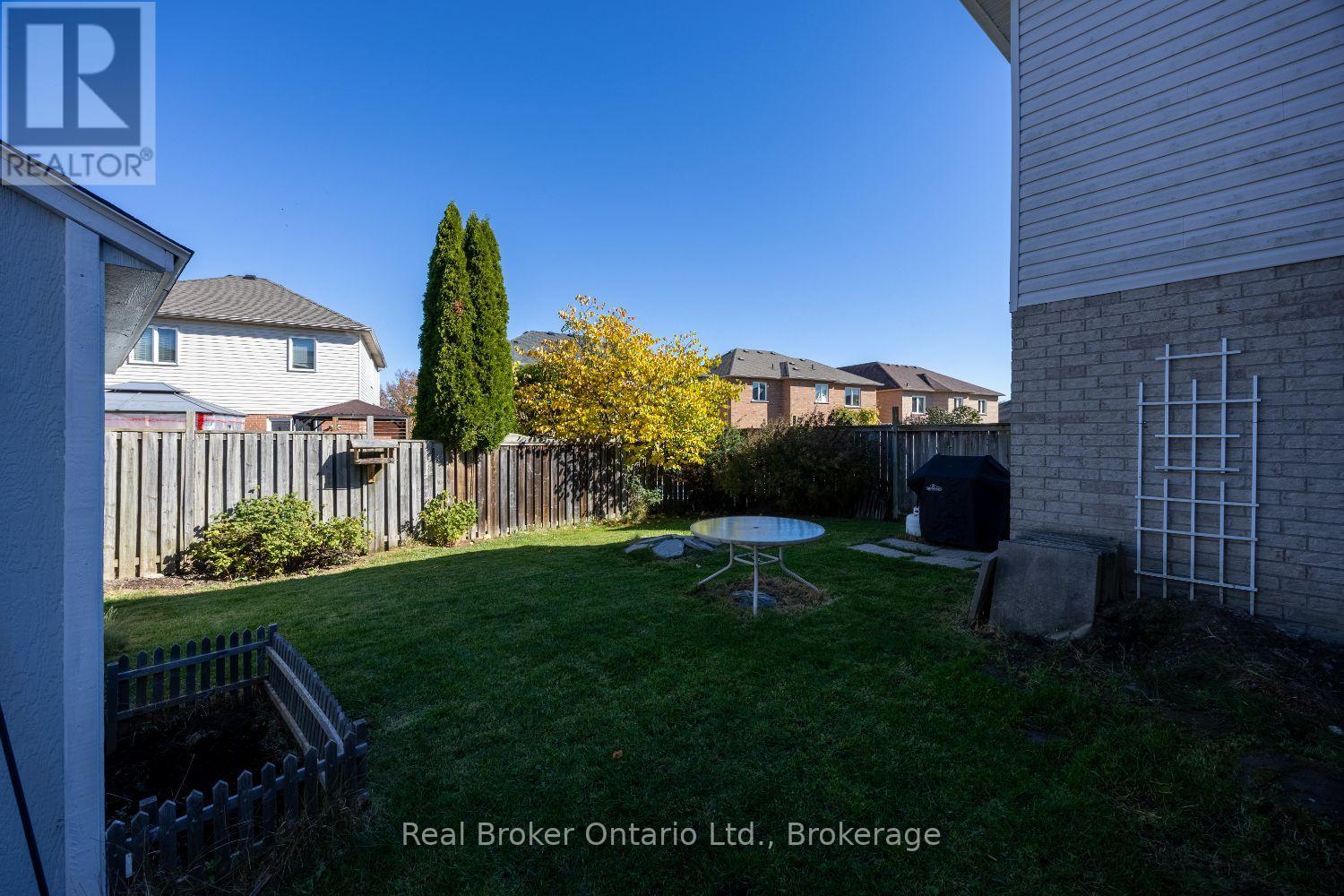 213 Hutton Place, Clarington, ON photo 34