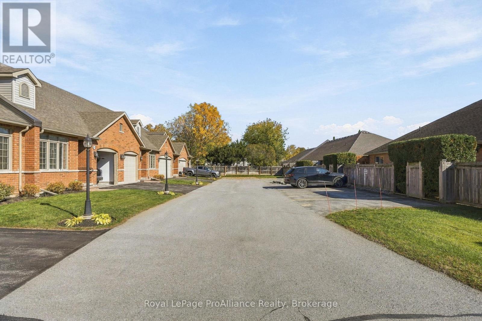 41- 56-194 Haig Road, Belleville, ON photo 4