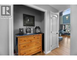 4pc Bathroom - 4219 46 Avenue, Red Deer, AB T4N3M7 Photo 9