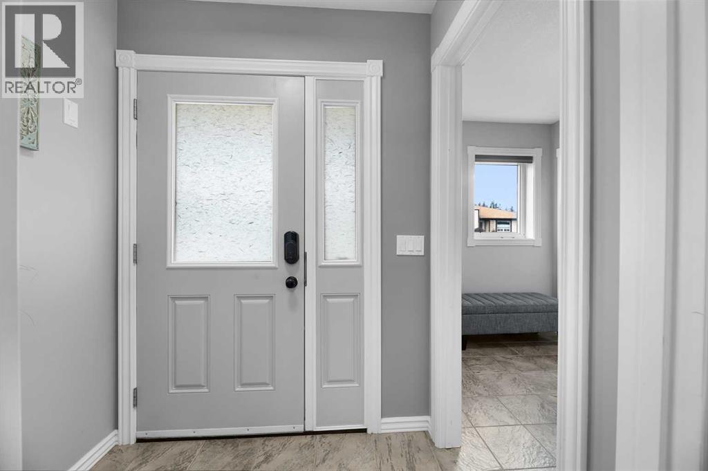 4219 46 Avenue, Red Deer — photo 4
