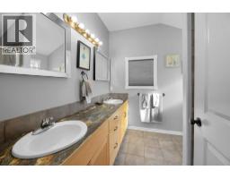 4219 46 Avenue, Red Deer, AB T4N3M7 Photo 26