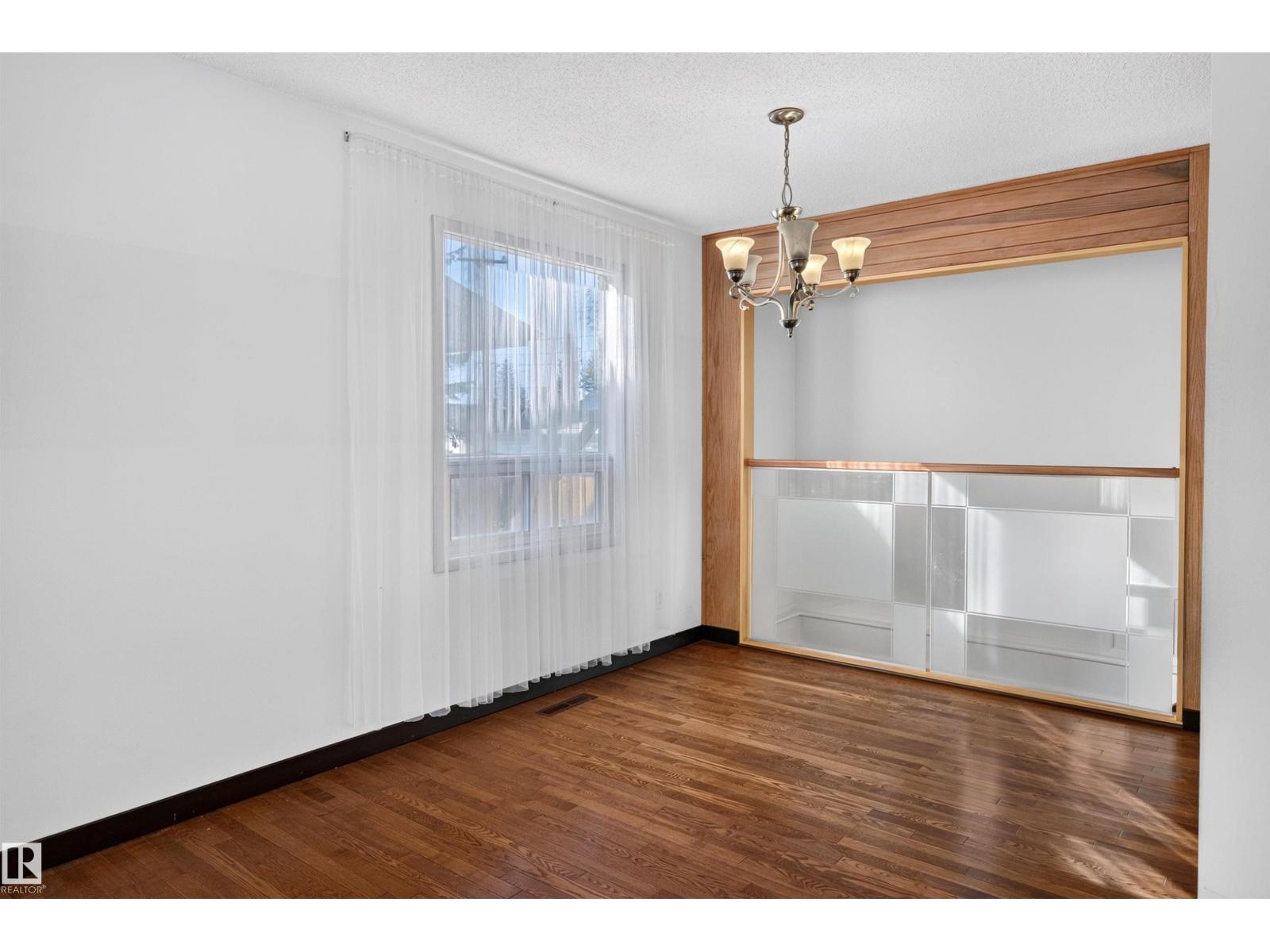 4708 MALMO RD NW, Edmonton — photo 13
