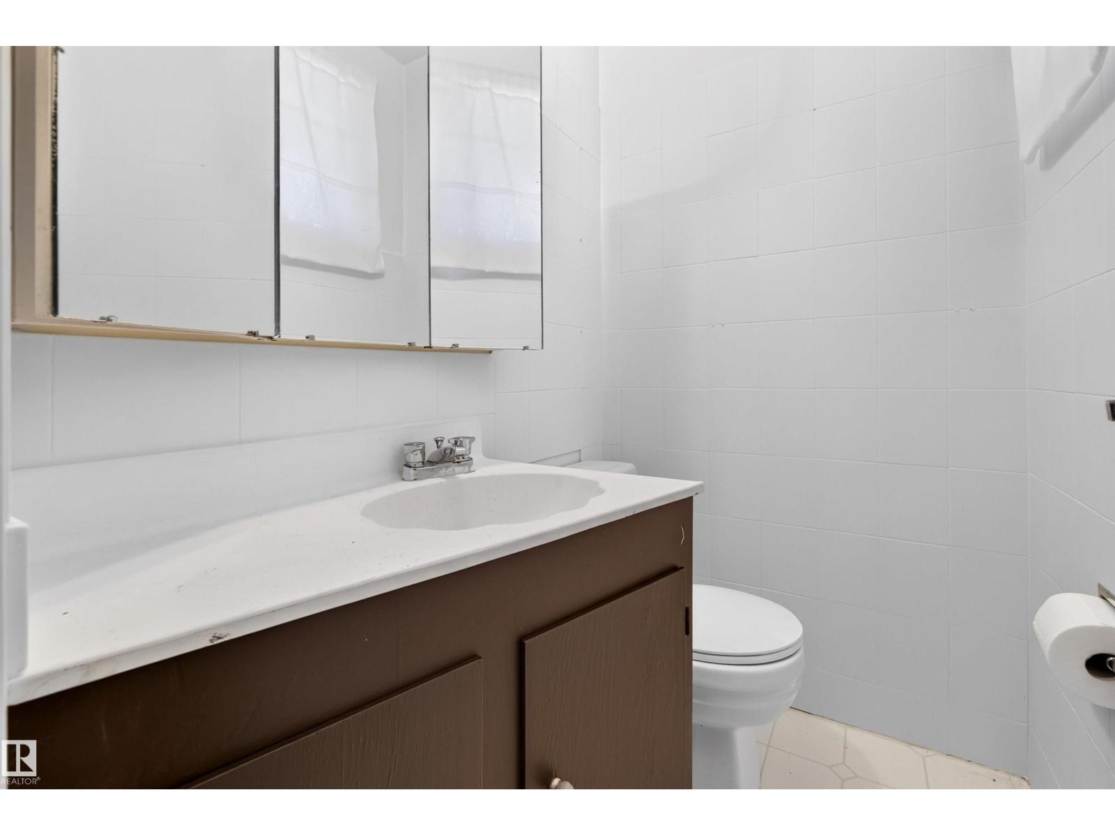 4708 MALMO RD NW, Edmonton — photo 24