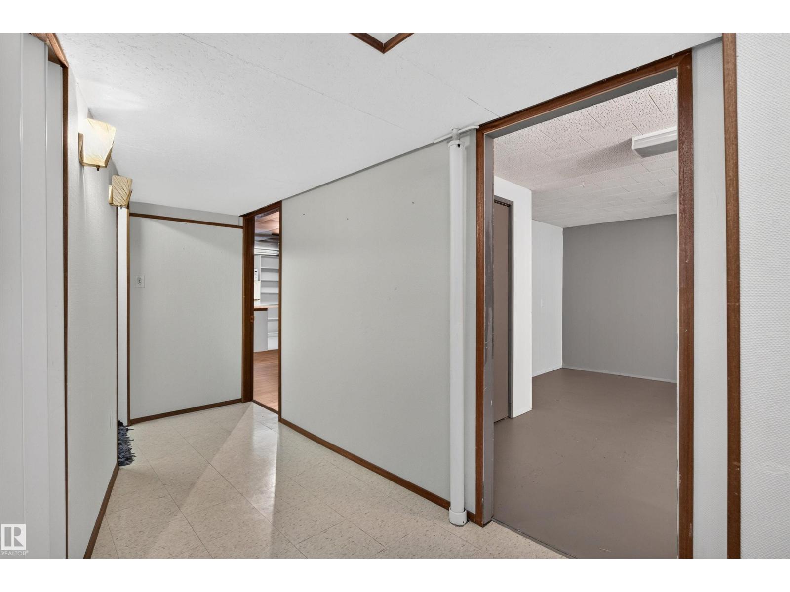 4708 MALMO RD NW, Edmonton — photo 30