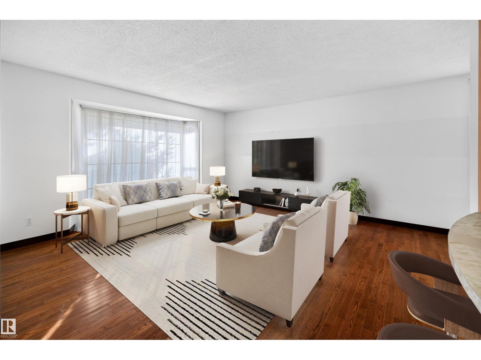 4708 MALMO RD NW, Edmonton — photo 8