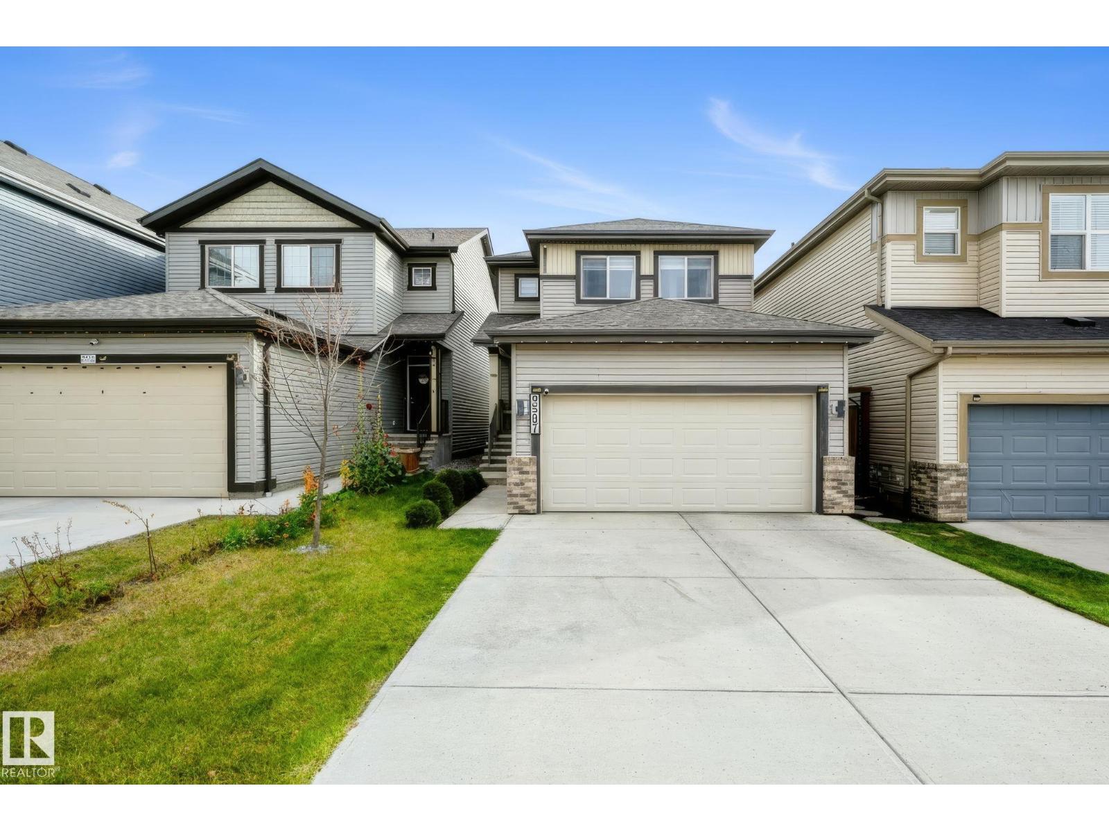9507 228 ST NW, Edmonton, Alberta, T5T7H5