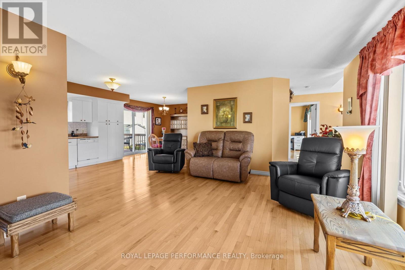 71 Faucher Boulevard