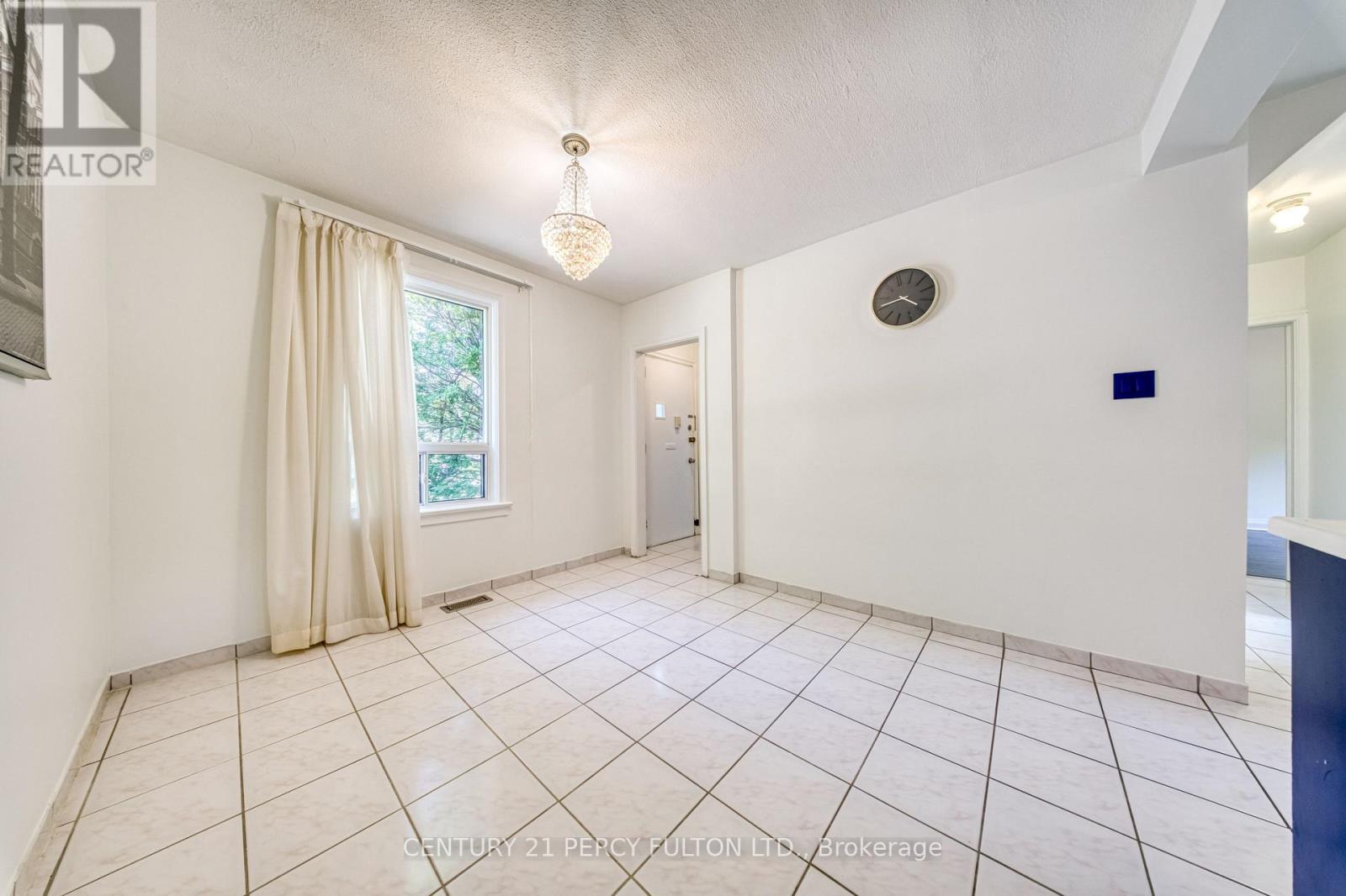 109 Norton Avenue, Toronto, ON photo 10