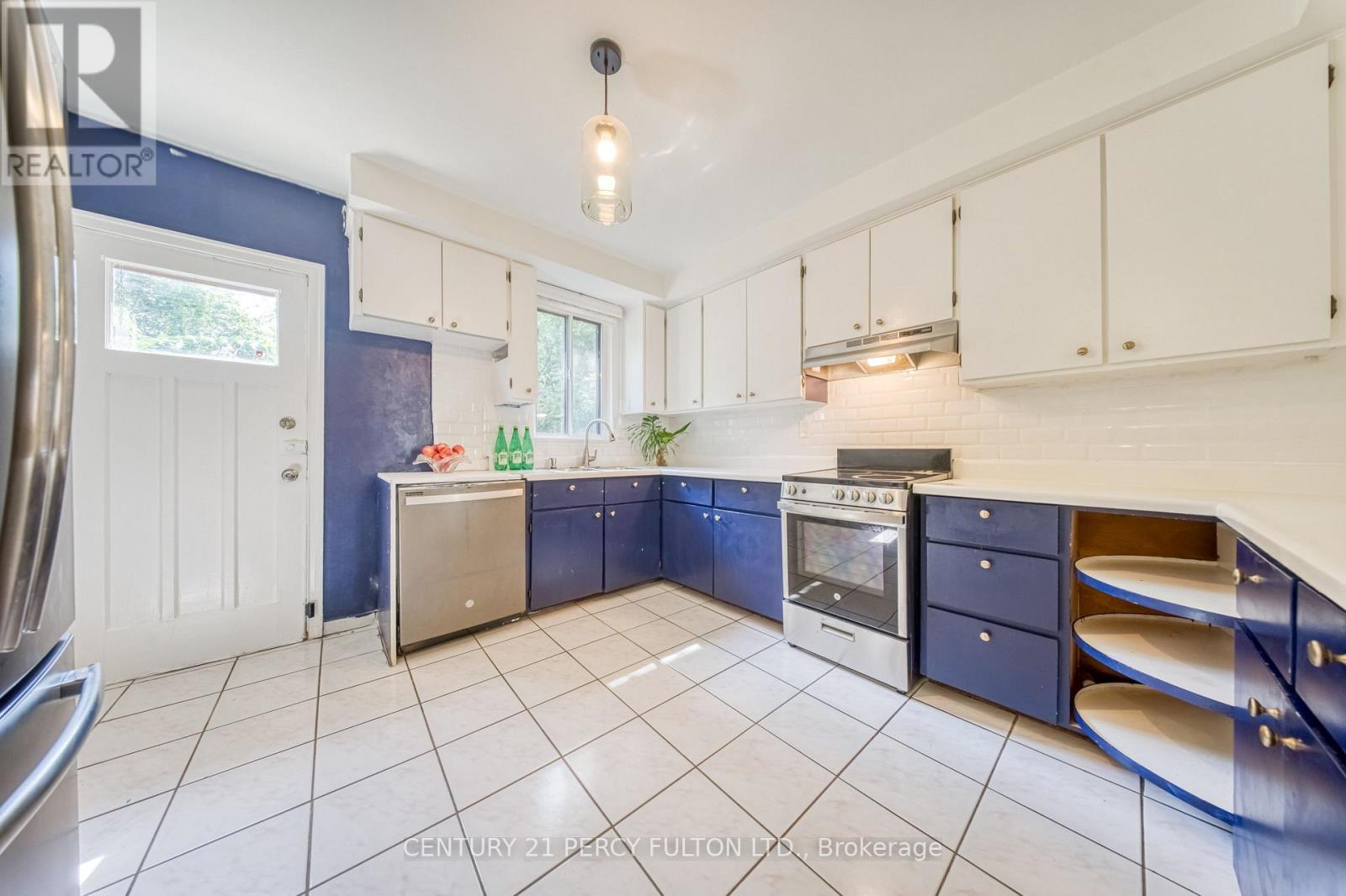 109 Norton Avenue, Toronto, ON photo 12