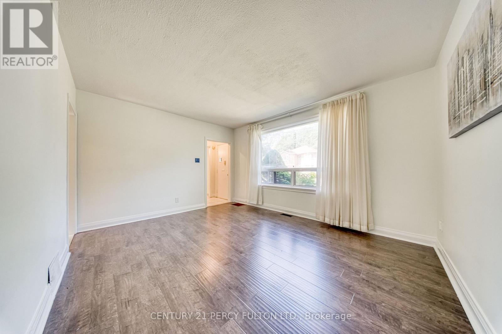 109 Norton Avenue, Toronto, ON photo 6