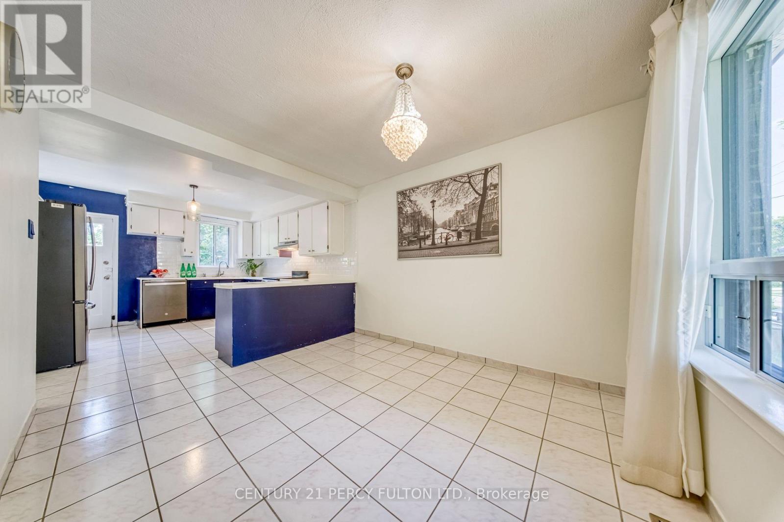 109 Norton Avenue, Toronto, ON photo 8