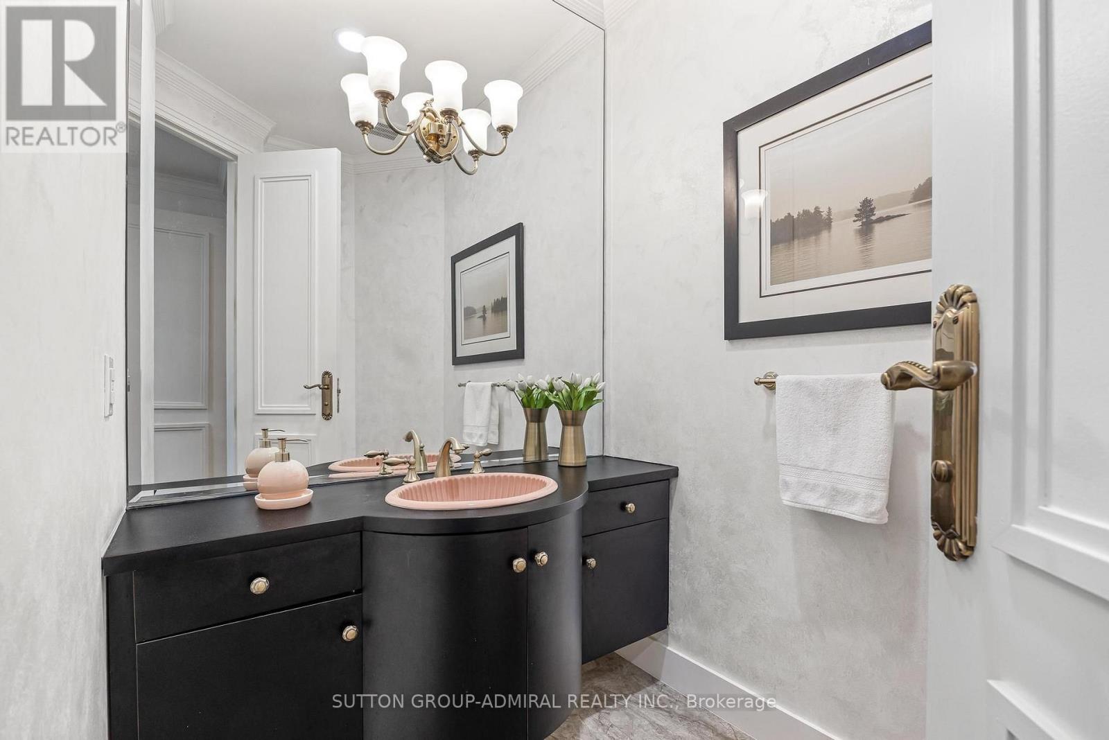 248 Haddington Avenue, Toronto, ON photo 24