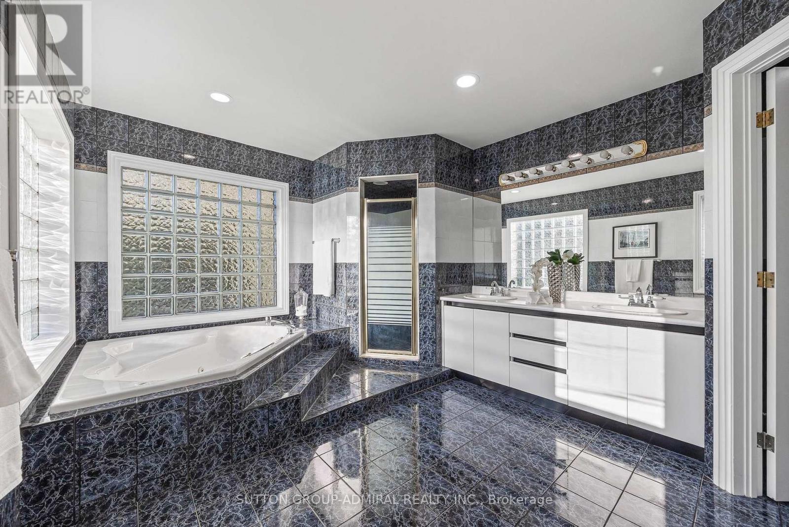 248 Haddington Avenue, Toronto, ON photo 30