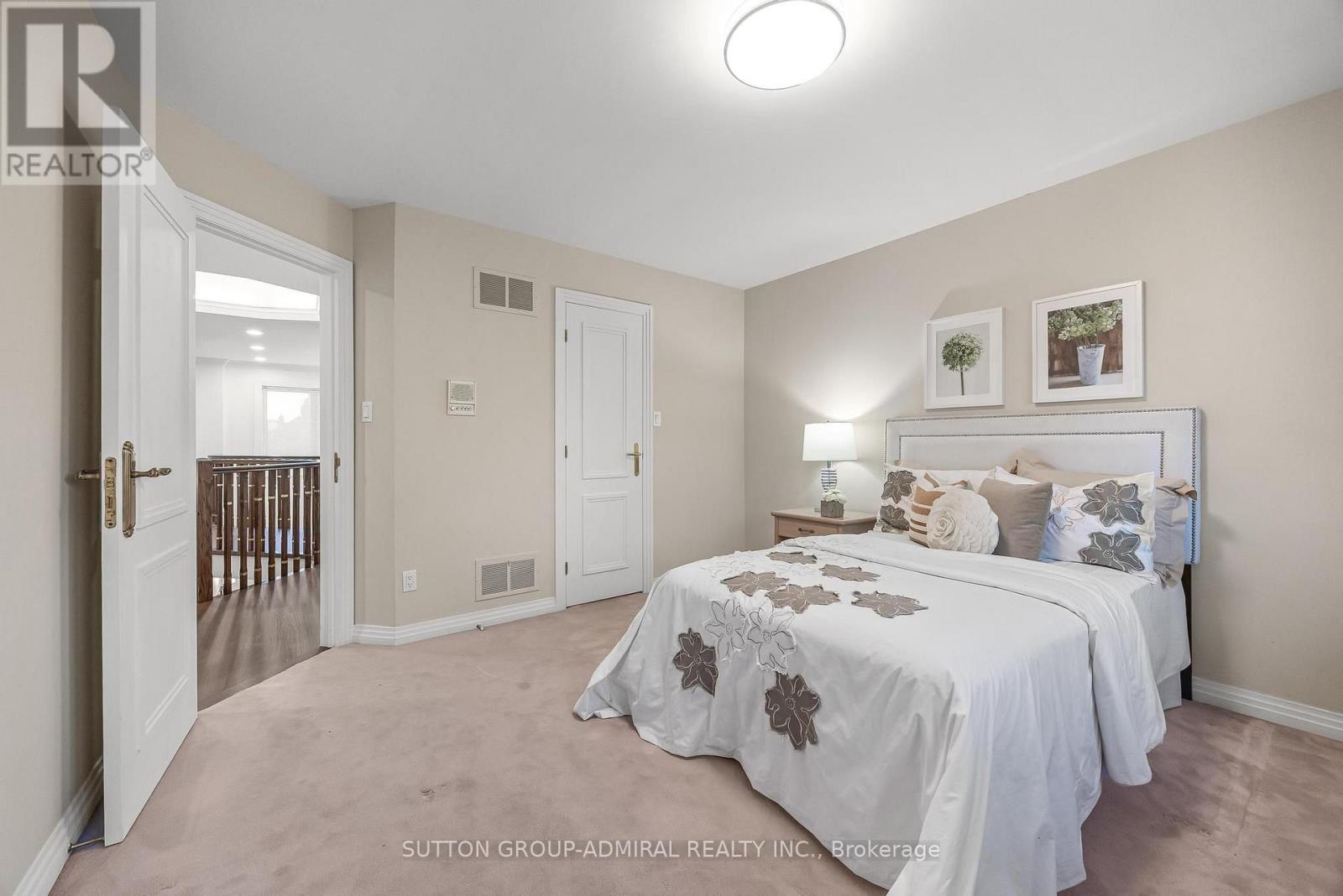 248 Haddington Avenue, Toronto, ON photo 39