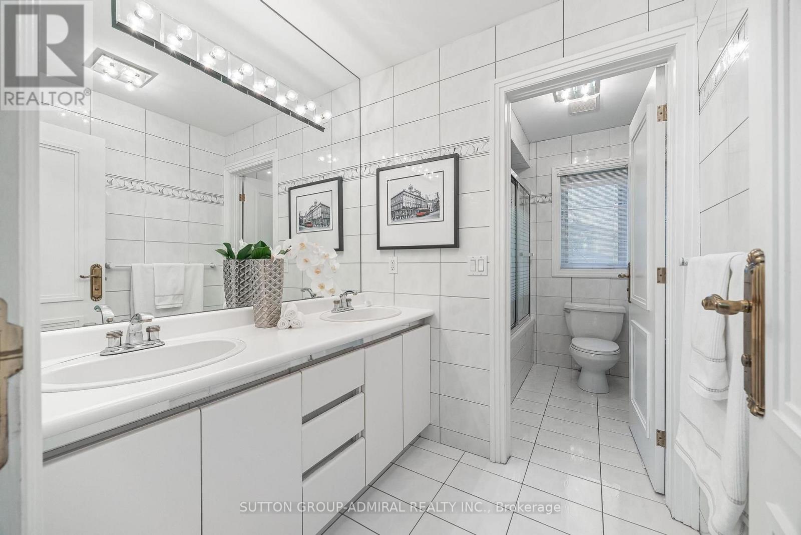 248 Haddington Avenue, Toronto, ON photo 40
