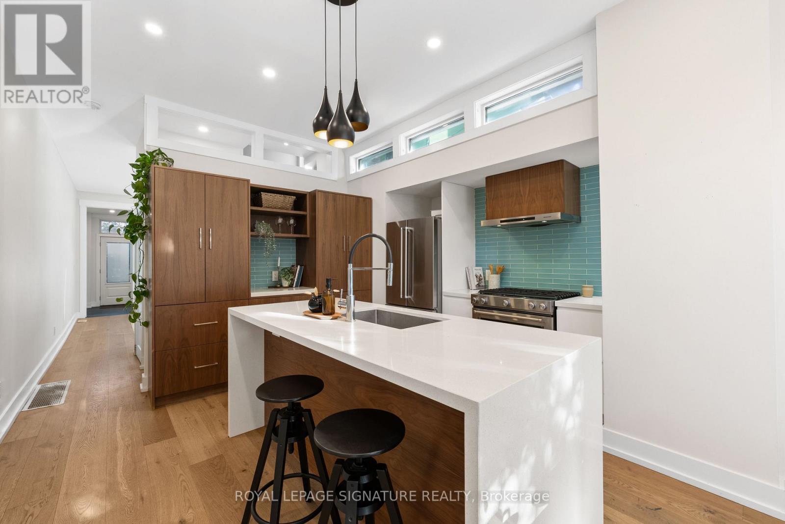 540 Crawford Street, Toronto, ON photo 12