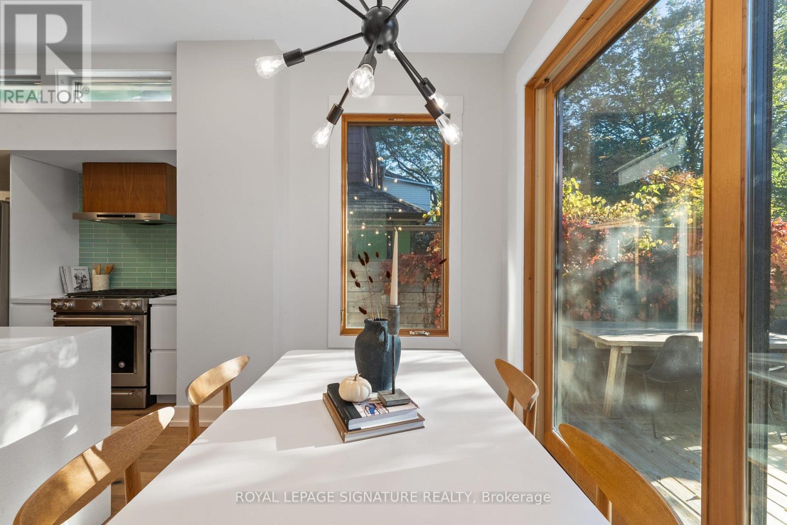 540 Crawford Street, Toronto, ON photo 19