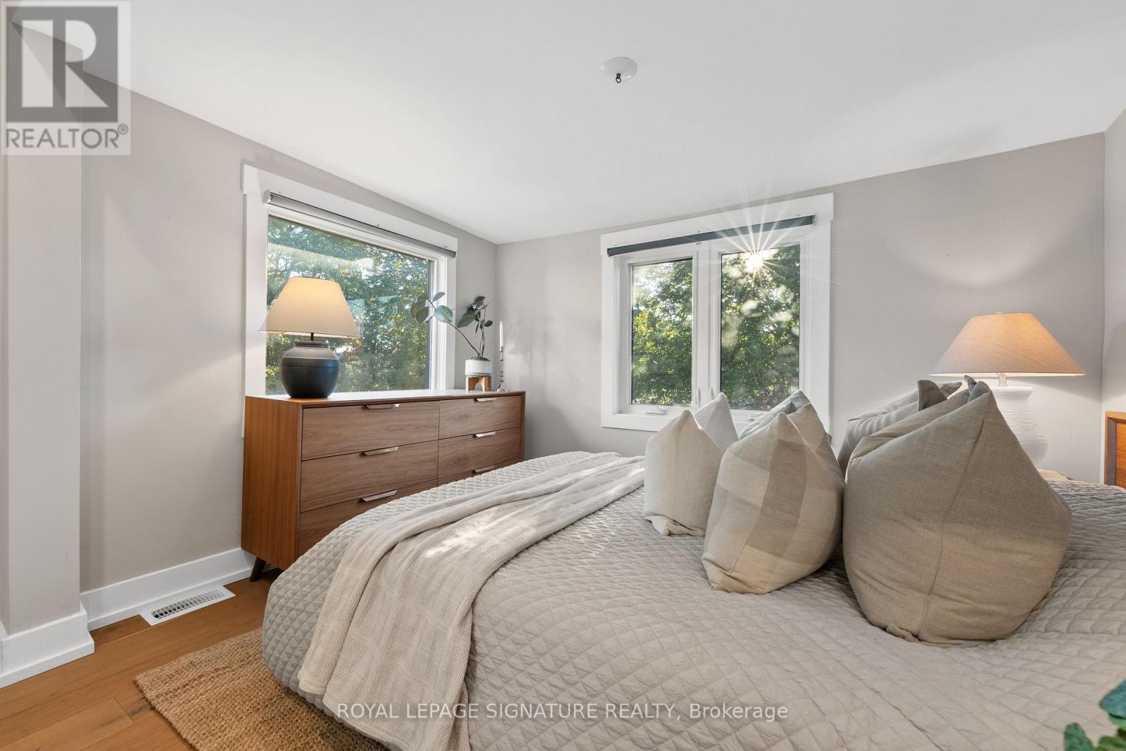 540 Crawford Street, Toronto, ON photo 30