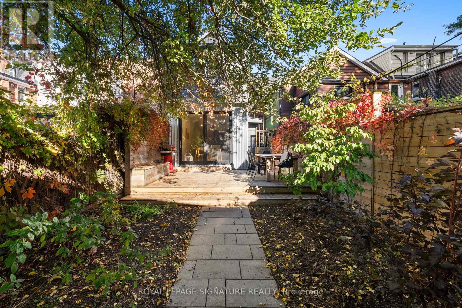 540 Crawford Street, Toronto, ON photo 43