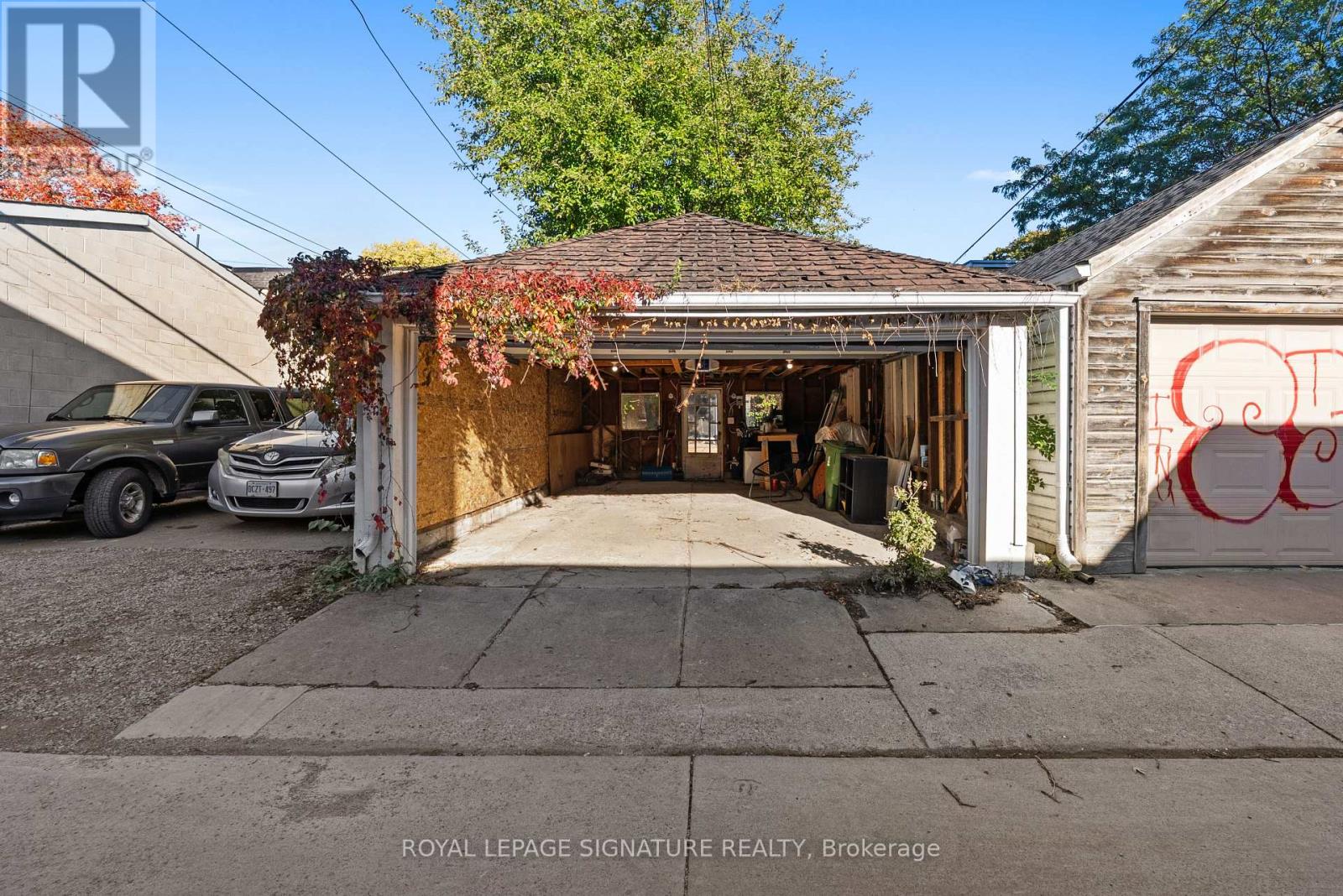 540 Crawford Street, Toronto, ON photo 44