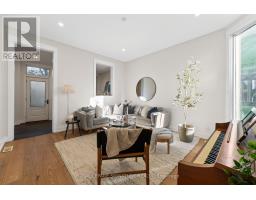 540 Crawford Street, Toronto, ON M6G3J8 Photo 9