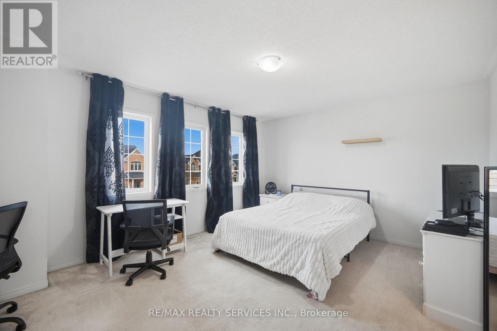 1736 Douglas Langtree Drive, Oshawa, ON photo 28