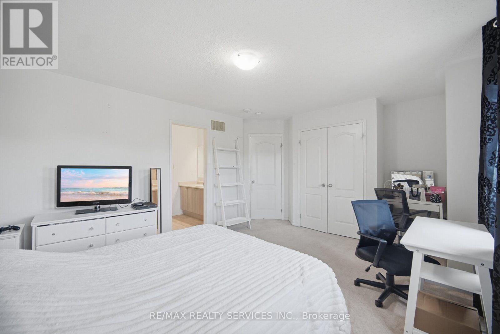 1736 Douglas Langtree Drive, Oshawa, ON photo 29