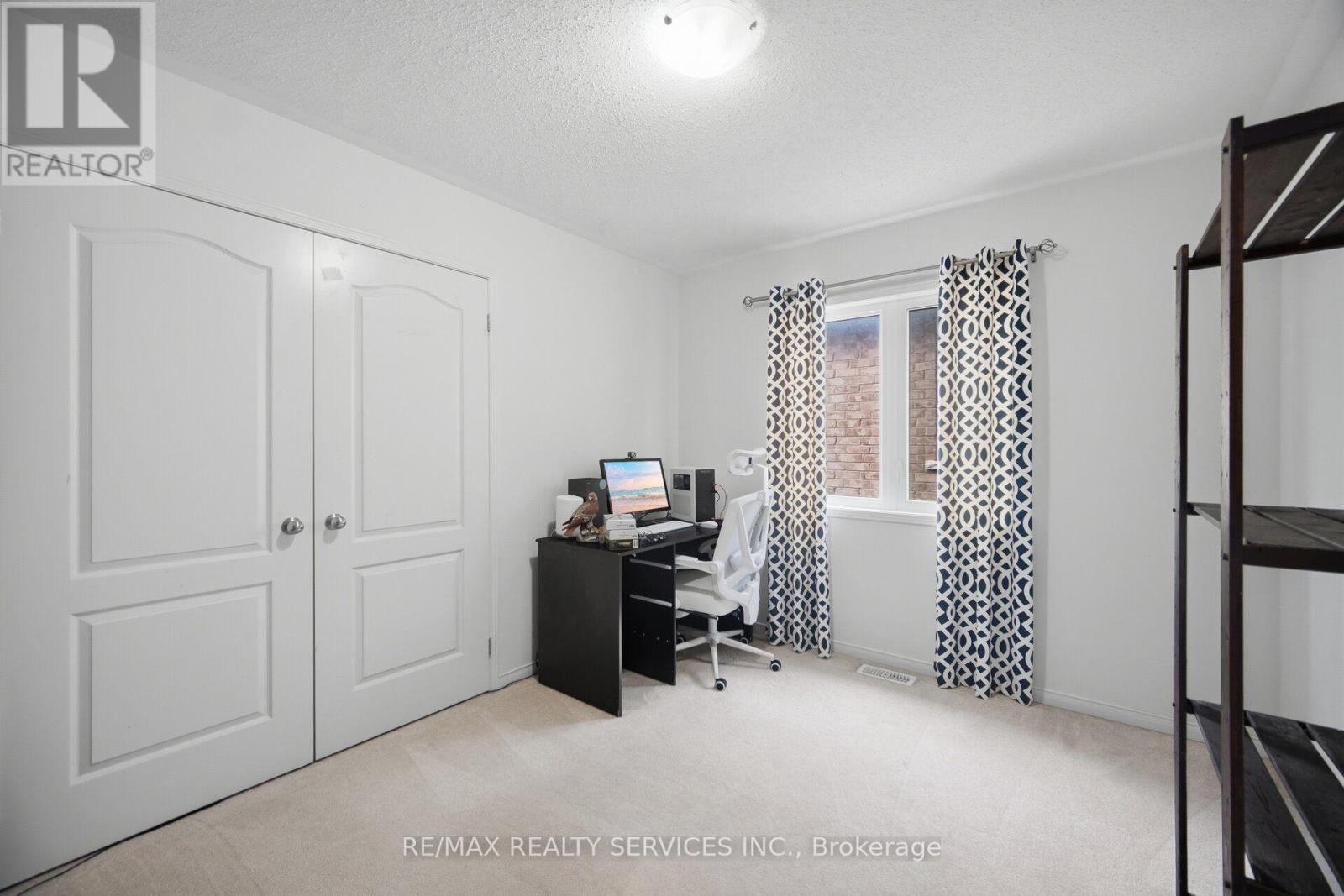 1736 Douglas Langtree Drive, Oshawa, ON photo 34