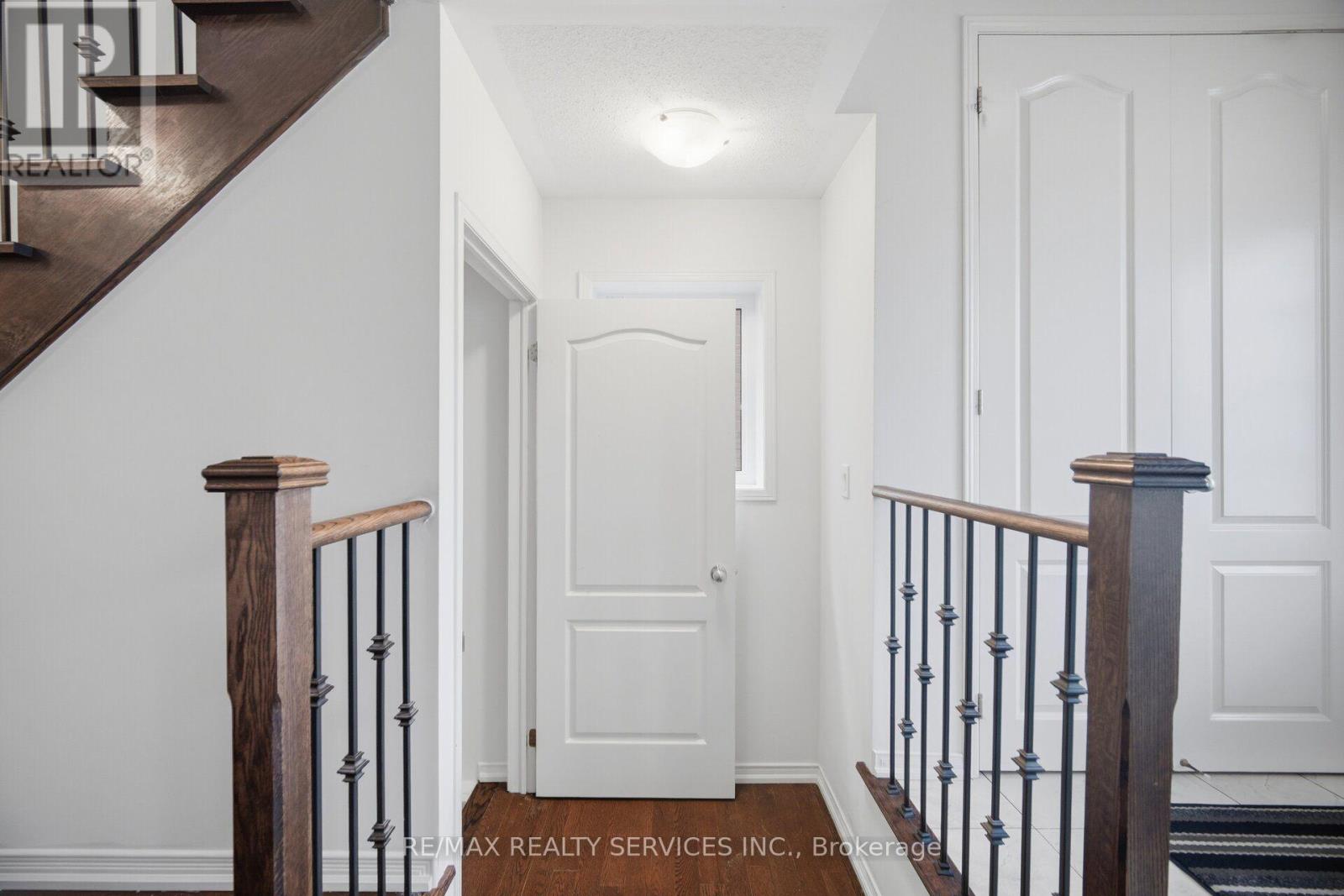 1736 Douglas Langtree Drive, Oshawa, ON photo 37