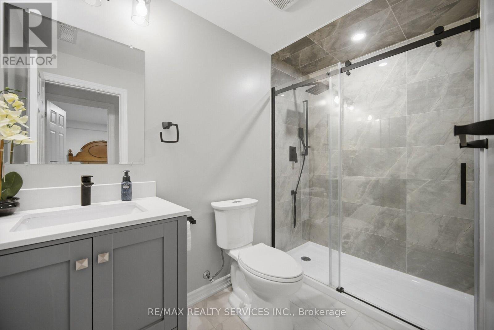 1736 Douglas Langtree Drive, Oshawa, ON photo 48