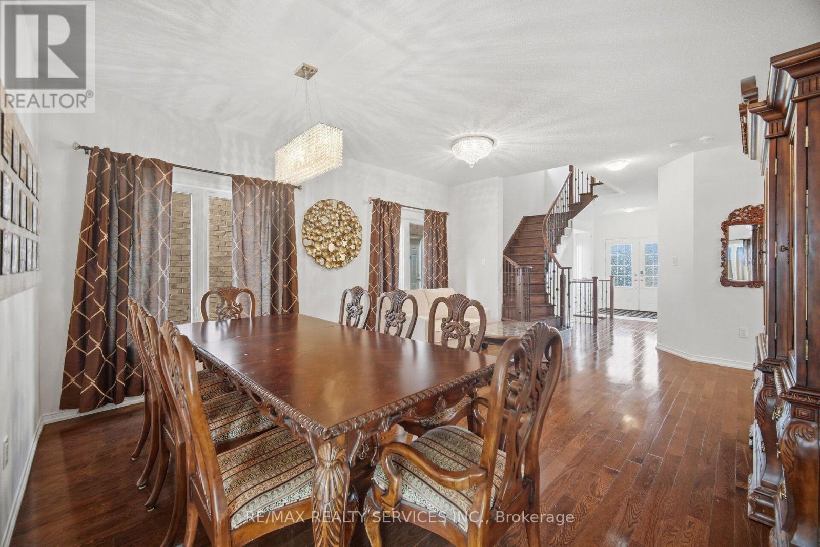 1736 Douglas Langtree Drive, Oshawa, ON photo 8