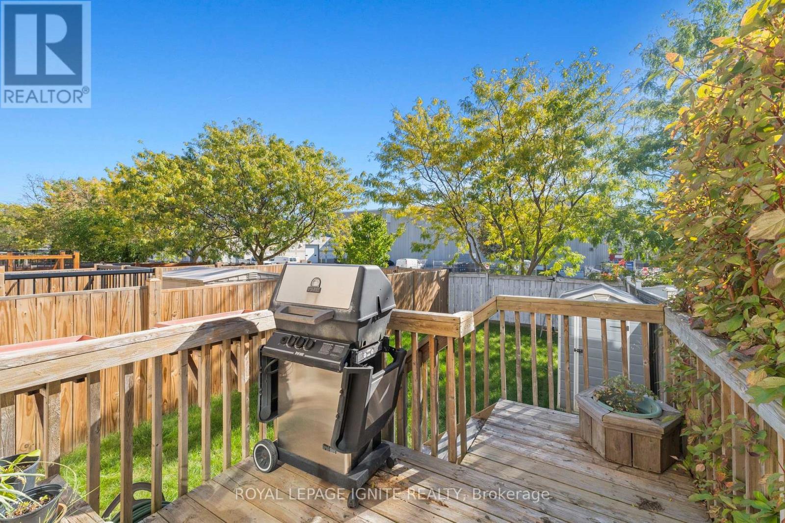 1523 Avonmore Square, Pickering, ON photo 31