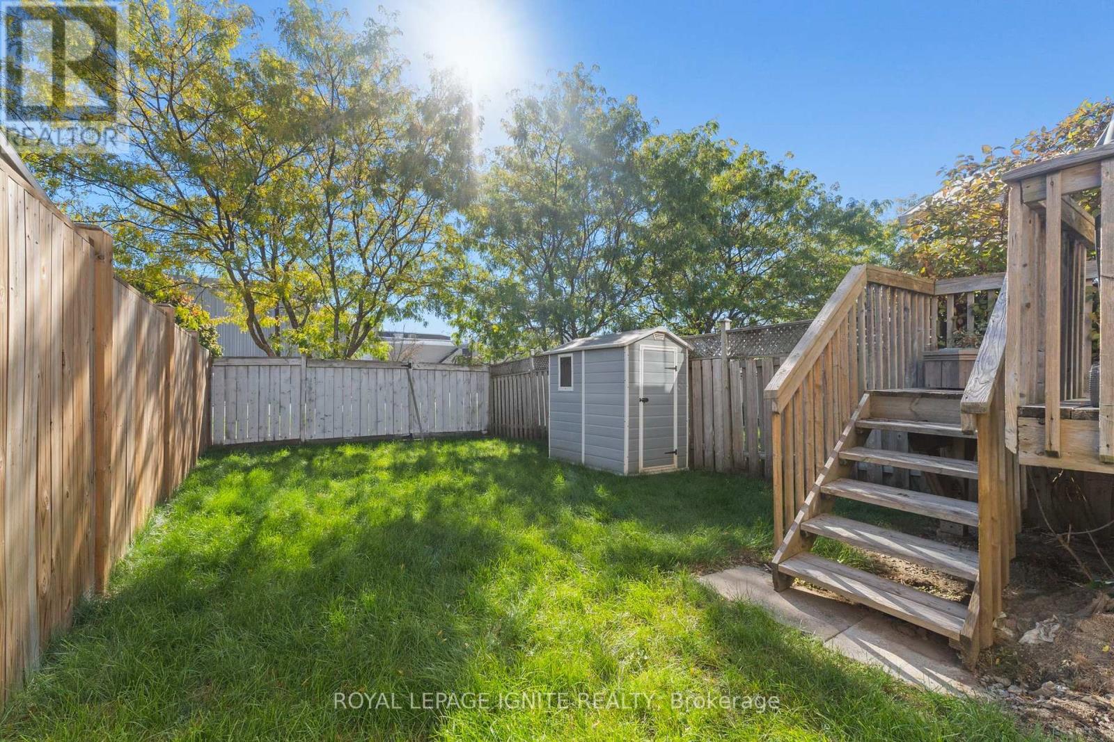 1523 Avonmore Square, Pickering, ON photo 33