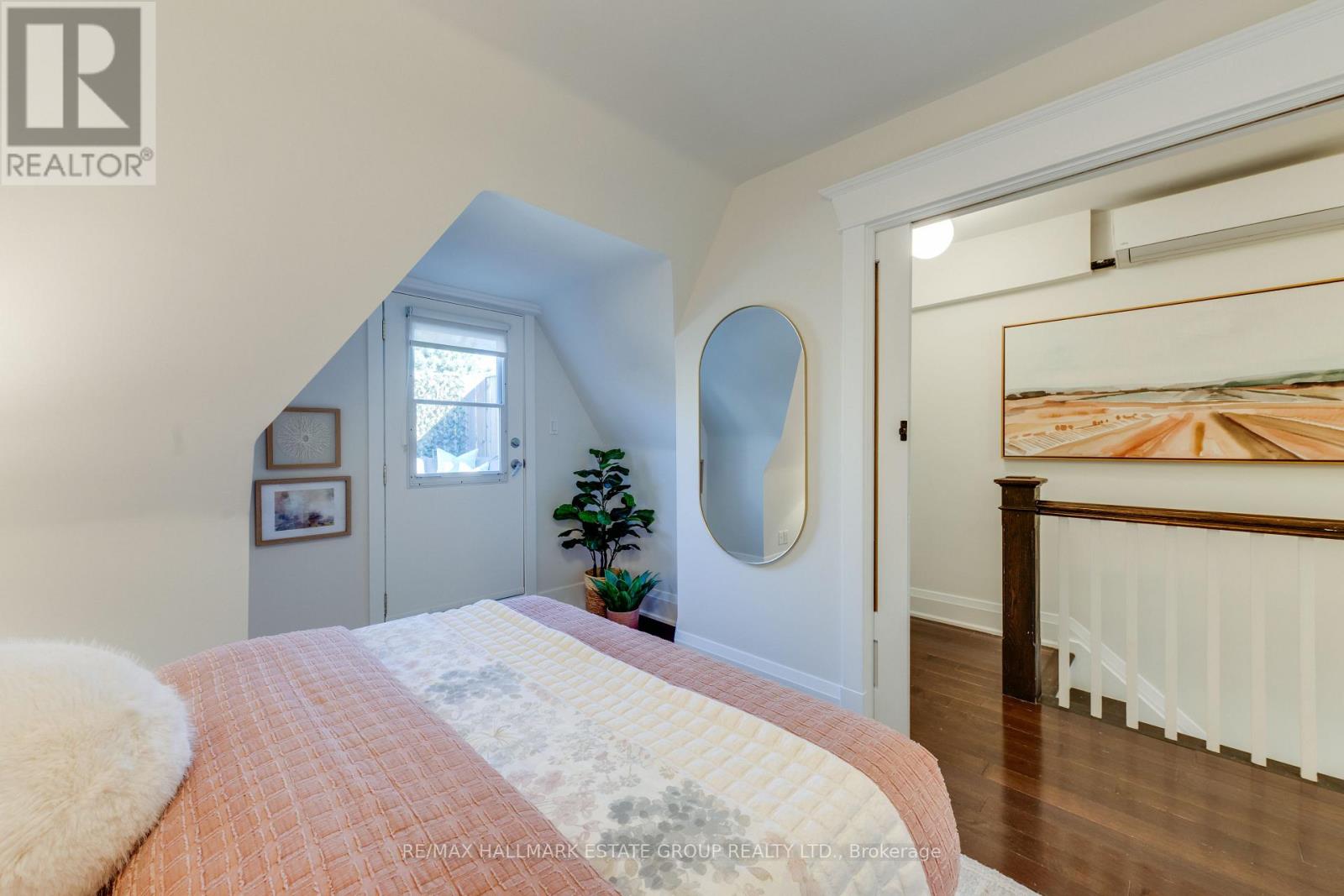 105 Lee Avenue, Toronto, ON photo 25