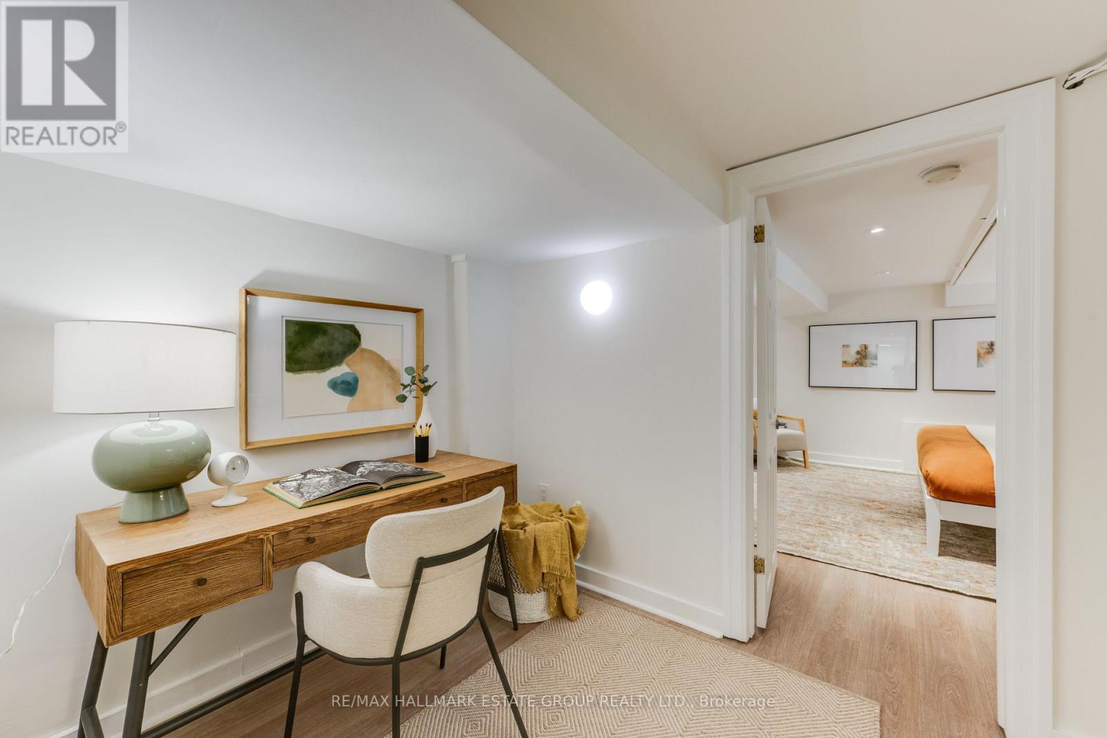 105 Lee Avenue, Toronto, ON photo 38