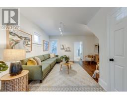 105 Lee Avenue, Toronto, ON M4E2P2 Photo 30